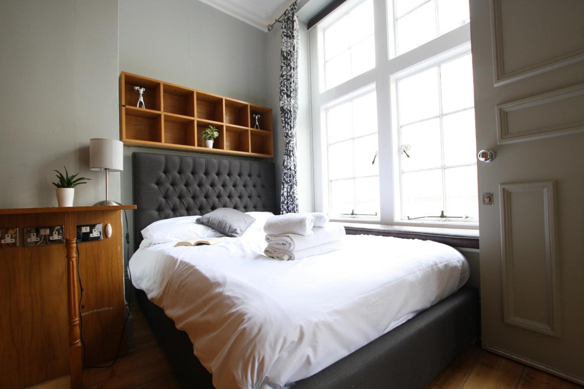 Historic Two Bed Apartment In Heart Of The City Бристоль Экстерьер фото